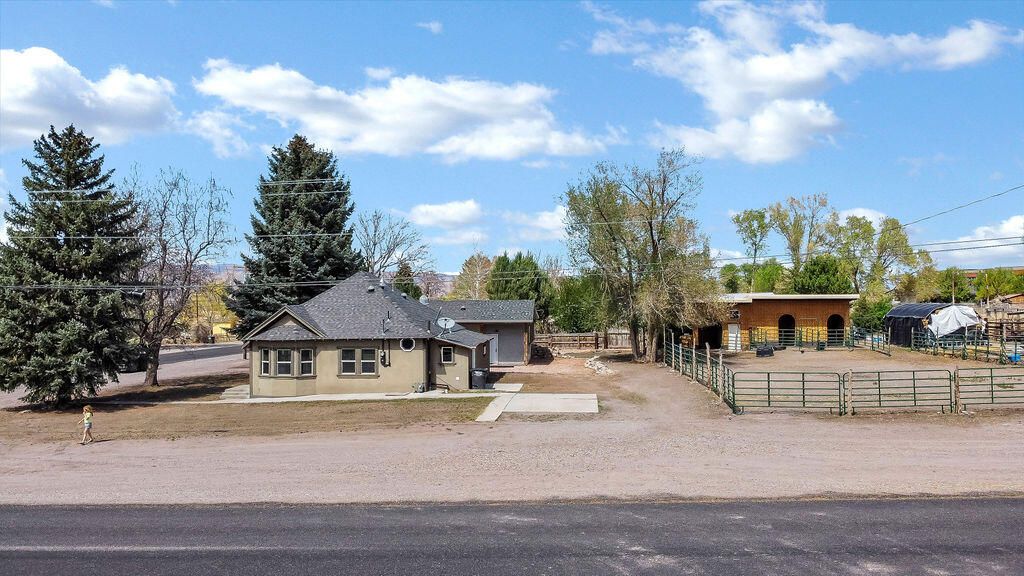 Photo of 195 S 200 E, Monroe, UT 84754 (MLS # 115663)