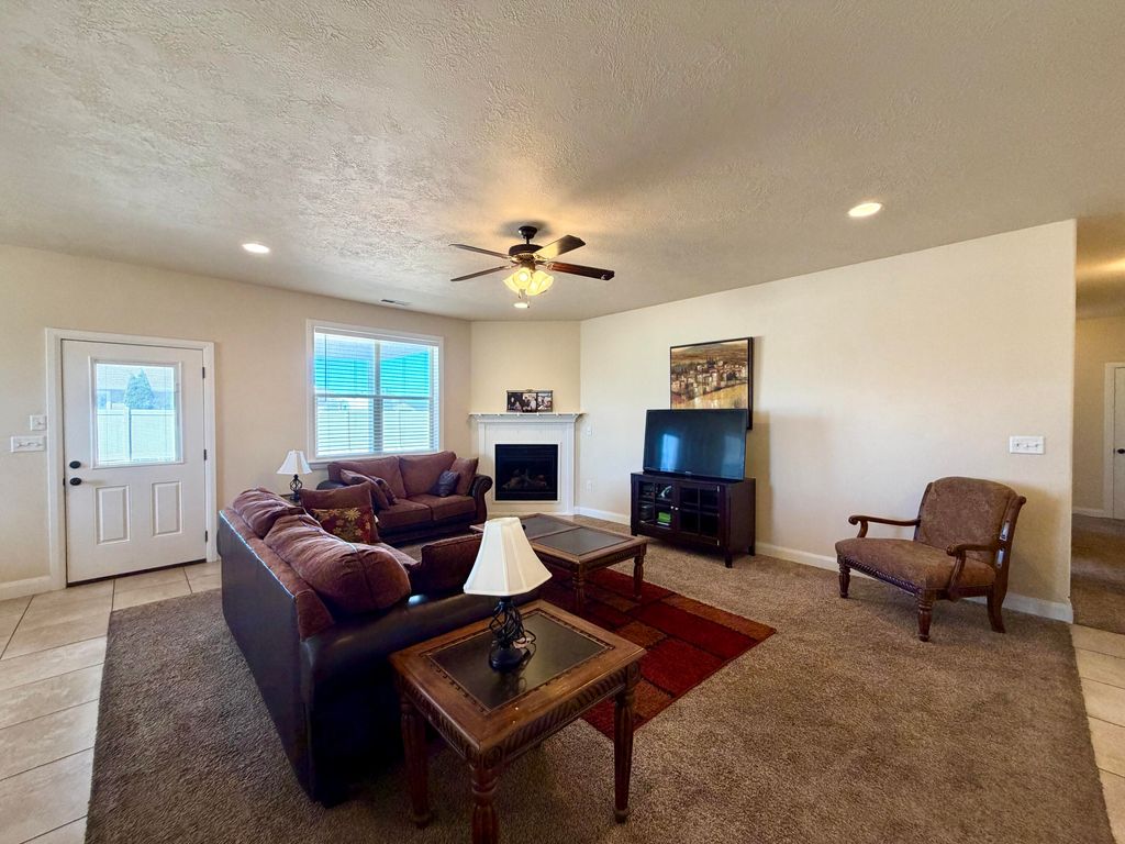 Photo of 4941 N Bald Eagle DR, Enoch, UT 84721 (MLS # 115594)