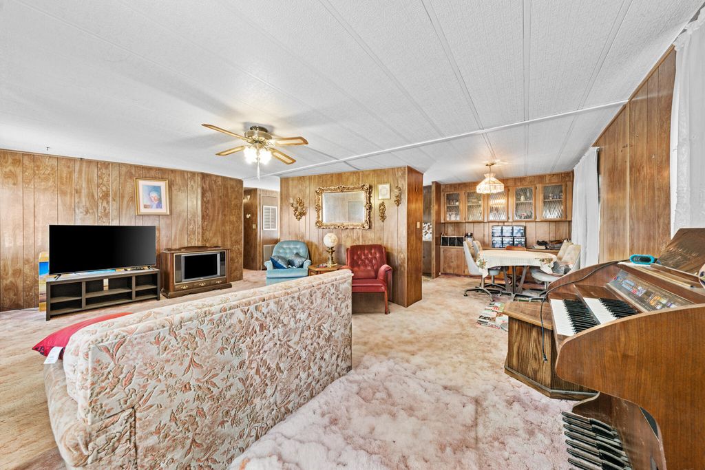 Photo of 49 E 600 N, Hurricane, UT 84737 (MLS # 115327)