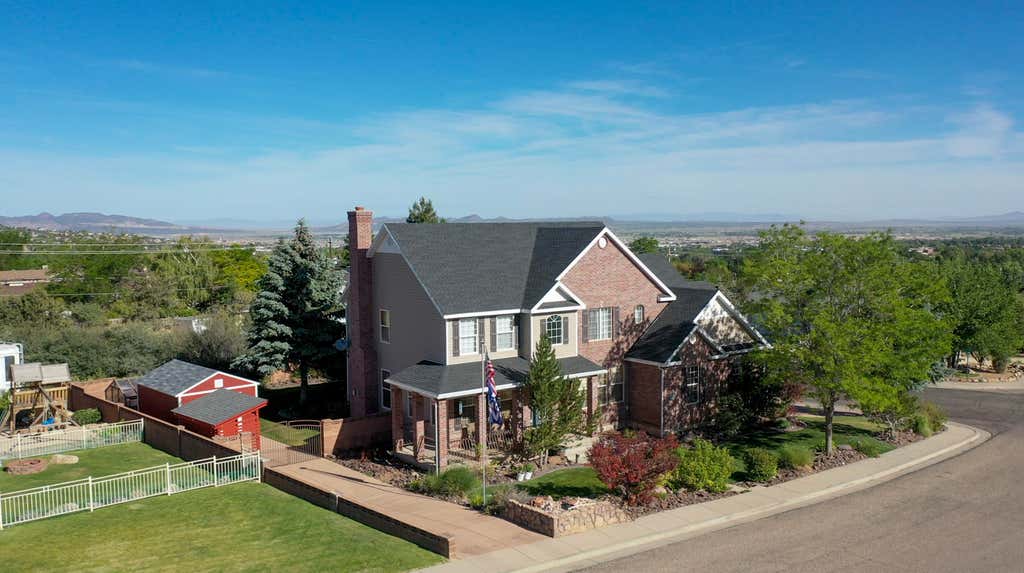 Photo of 614 S 400 E, Cedar City, UT 84720 (MLS # 116734)