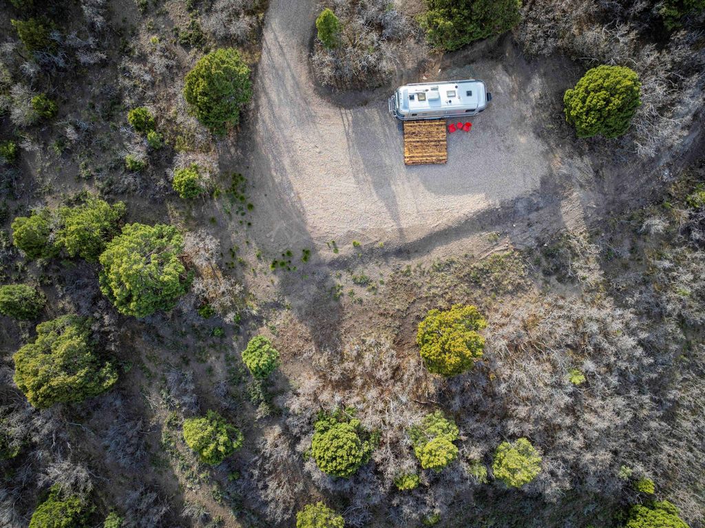 Photo of 1830 W Silverado Ridge, Alton, UT 84710 (MLS # 114393)