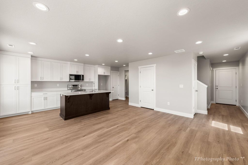 Photo of 535 W 2530 N #7, Cedar City, UT 84721 (MLS # 113173)