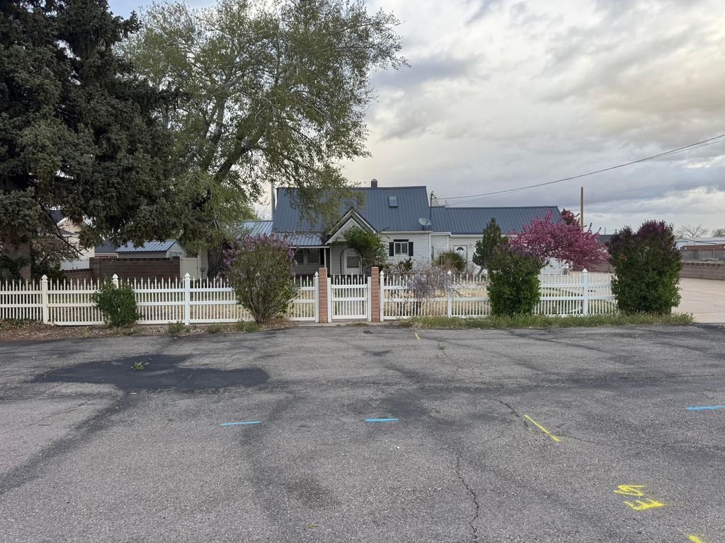 Photo of 76 W 500 N, Parowan, UT 84761 (MLS # 115582)