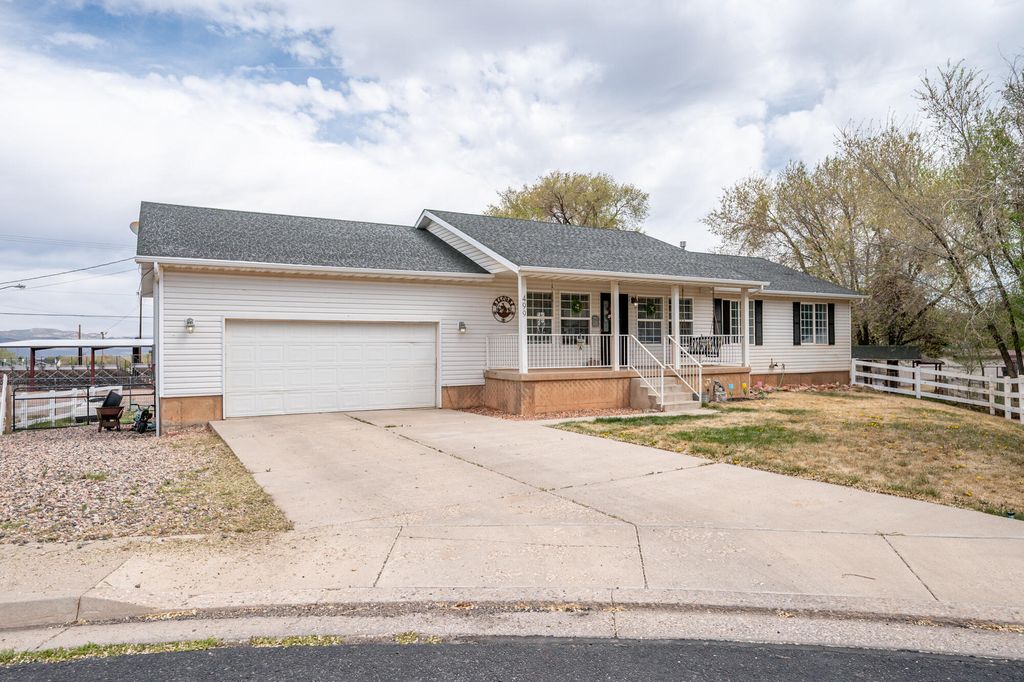 Photo of 499 E 40 S, Parowan, UT 84761 (MLS # 115711)