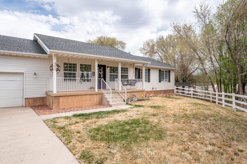 Photo of 499 E 40 S, Parowan, UT 84761 (MLS # 115711)
