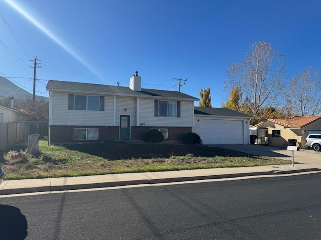 Photo of 487 W Pinecone DR, Cedar City, UT 84720 (MLS # 113713)