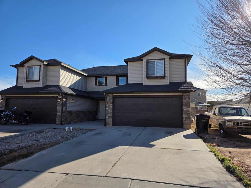 Photo of 1865 W Clark Parkway Pkwy N, Cedar City, UT 84721 (MLS # 114432)