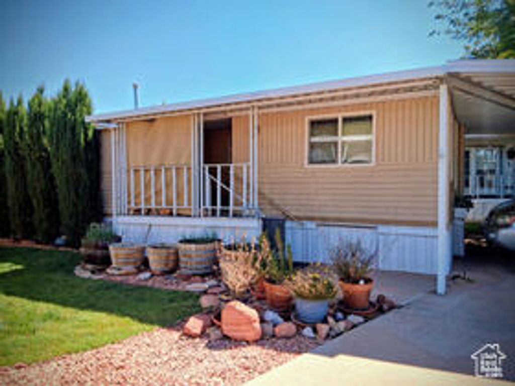 Photo of 1160 E Telegraph ST #76, Washington, UT 84780 (MLS # 112519)