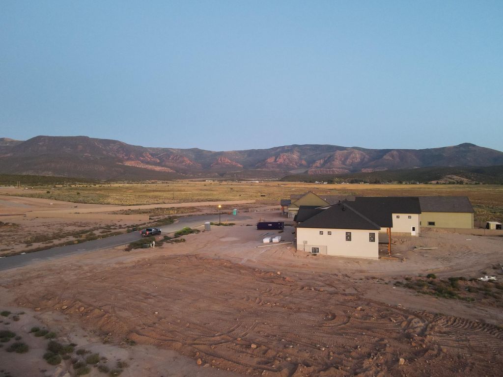Photo of 1948 S 4450 W, Cedar City, UT 84720 (MLS # 113186)