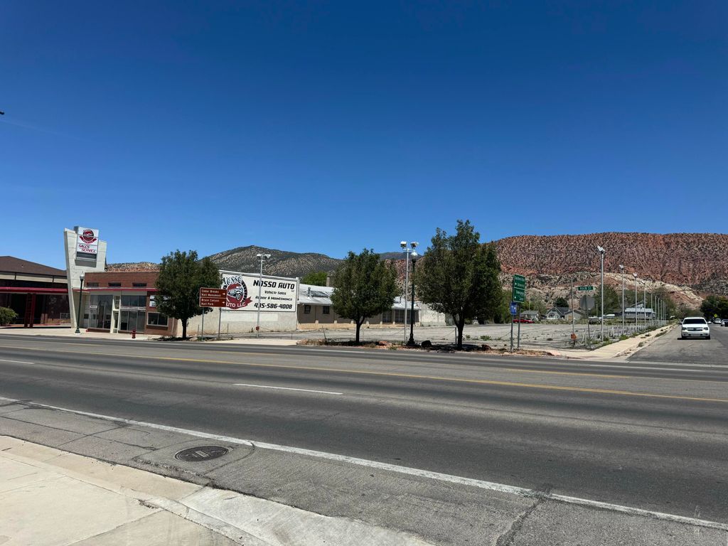 Photo of 39 S Main ST, Cedar City, UT 84720 (MLS # 116408)