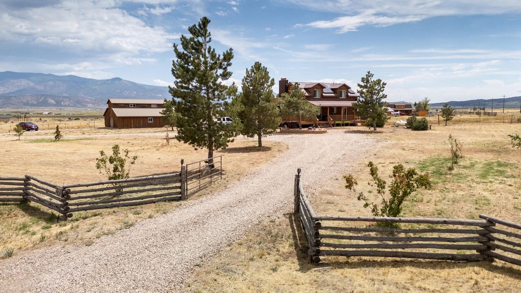 Photo of 8023 W 1800 S, Cedar City, UT 84720 (MLS # 112675)