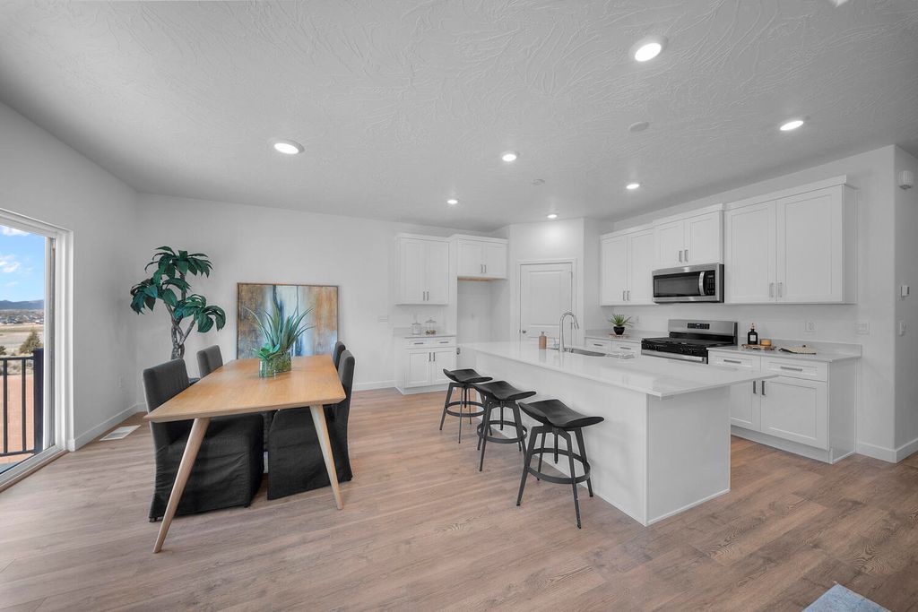 Photo of 613 S Foundation Trail #108, Cedar City, UT 84720 (MLS # 114672)