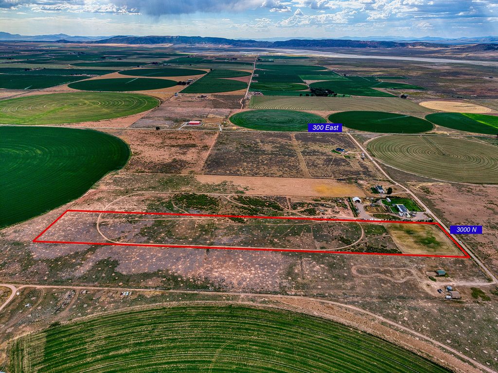 Photo of 1793 Acres Parowan, Parowan, UT 84761 (MLS # 113040)