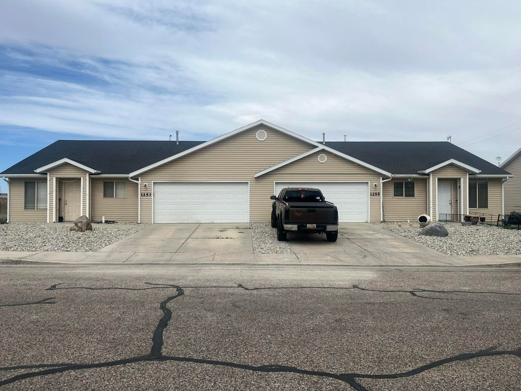 Photo of 1253 N Cedar Blvd N, Cedar City, UT 84721 (MLS # 115858)