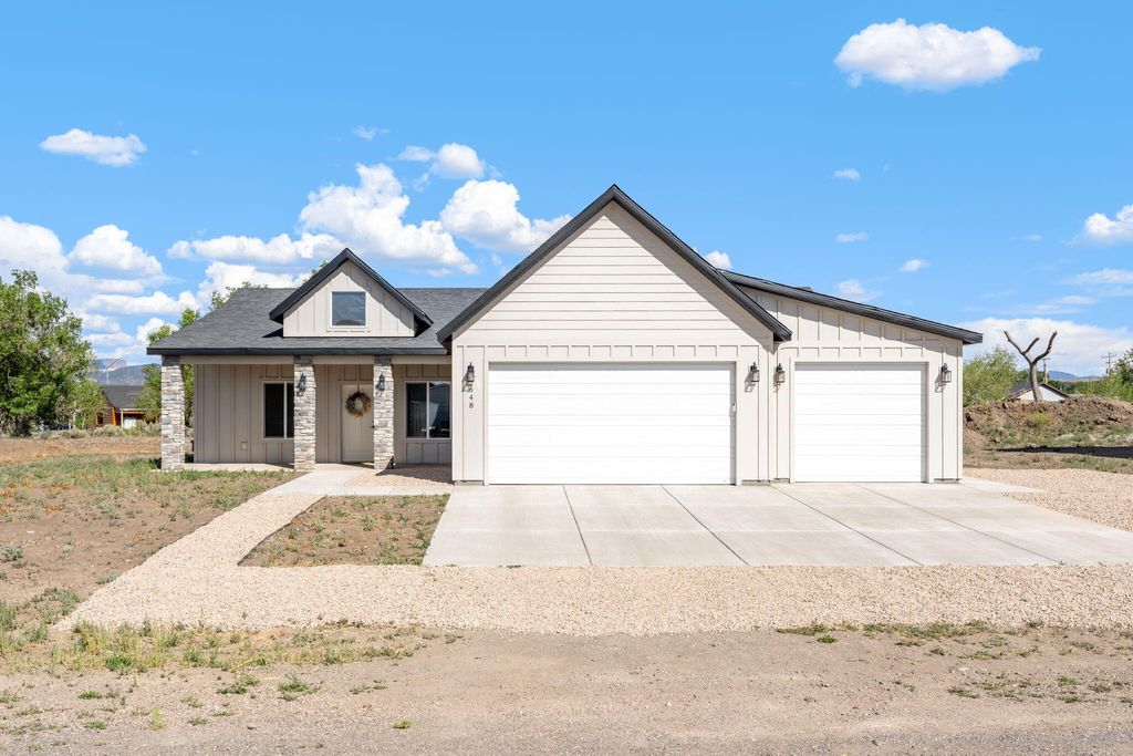 Photo of 648 N Kaycie LN, Panguitch, UT 84759 (MLS # 117135)