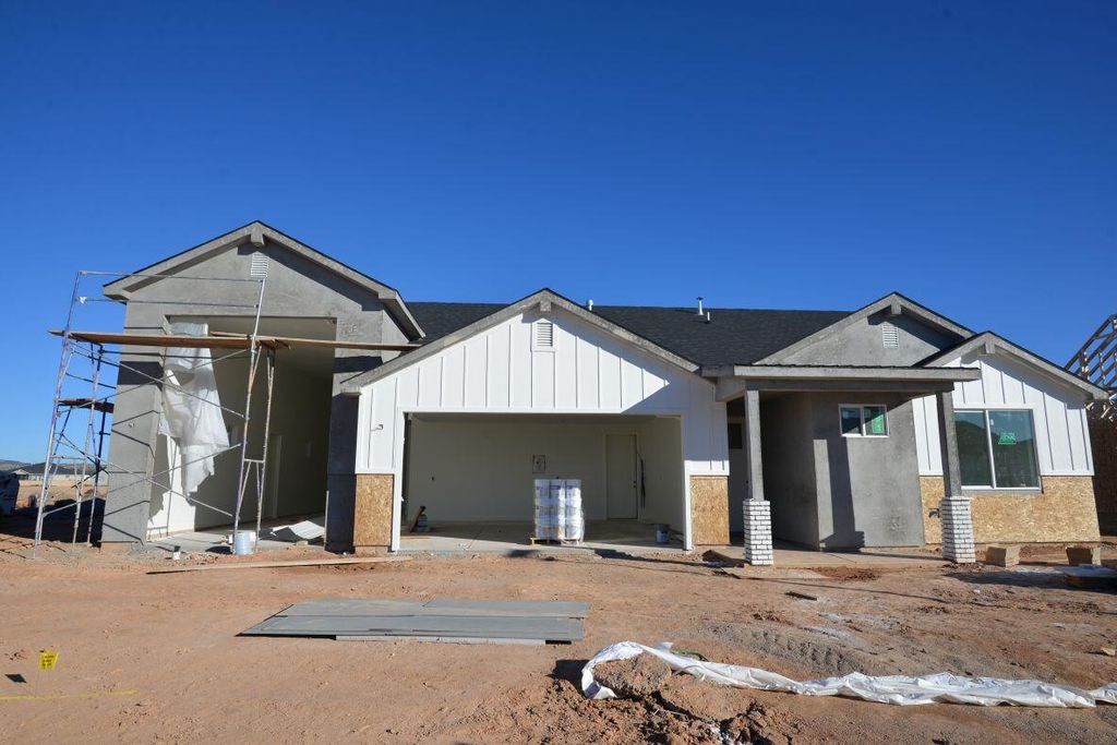 Photo of 4992 N 75 E, Enoch, UT 84721 (MLS # 114127)