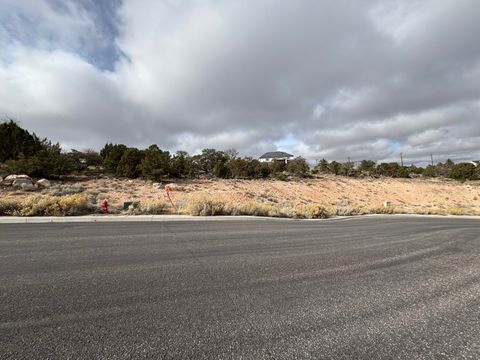 Photo of 214 S Columbia Way, Cedar City, UT 84720 (MLS # 114808)