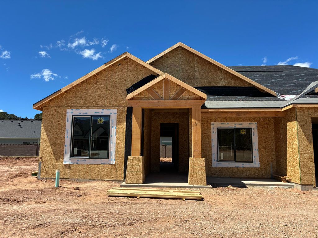 Photo of 2324 S Eagle Ridge DR, Cedar City, UT 84720 (MLS # 115897)