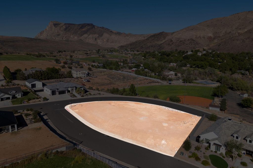 Photo of PARK SIDE AT DESERT MOUNTAIN 1, Toquerville, UT 84774 (MLS # 113522)