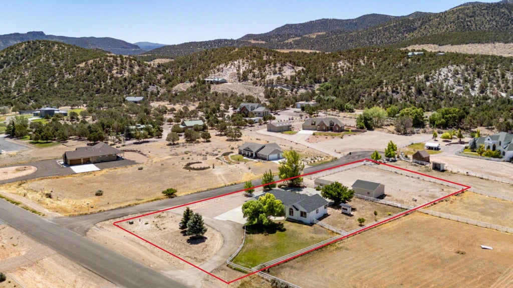 Photo of 865 W Old Highway 91, Parowan, UT 84761 (MLS # 117145)