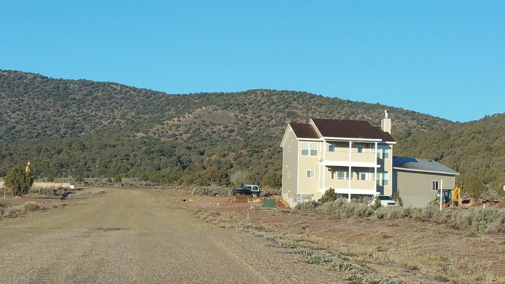 Photo of 7022 W 1350 N, Cedar City, UT 84721 (MLS # 112108)