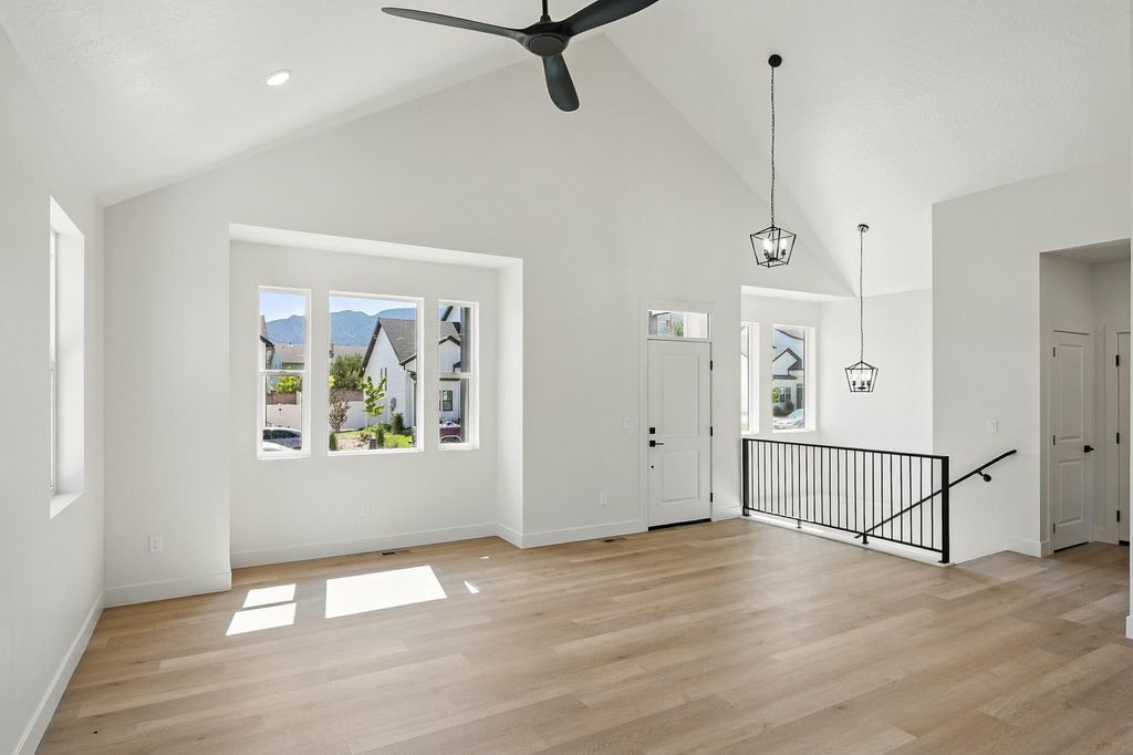Photo of 732 S Liberty Cove DR, Cedar City, UT 84720 (MLS # 111332)