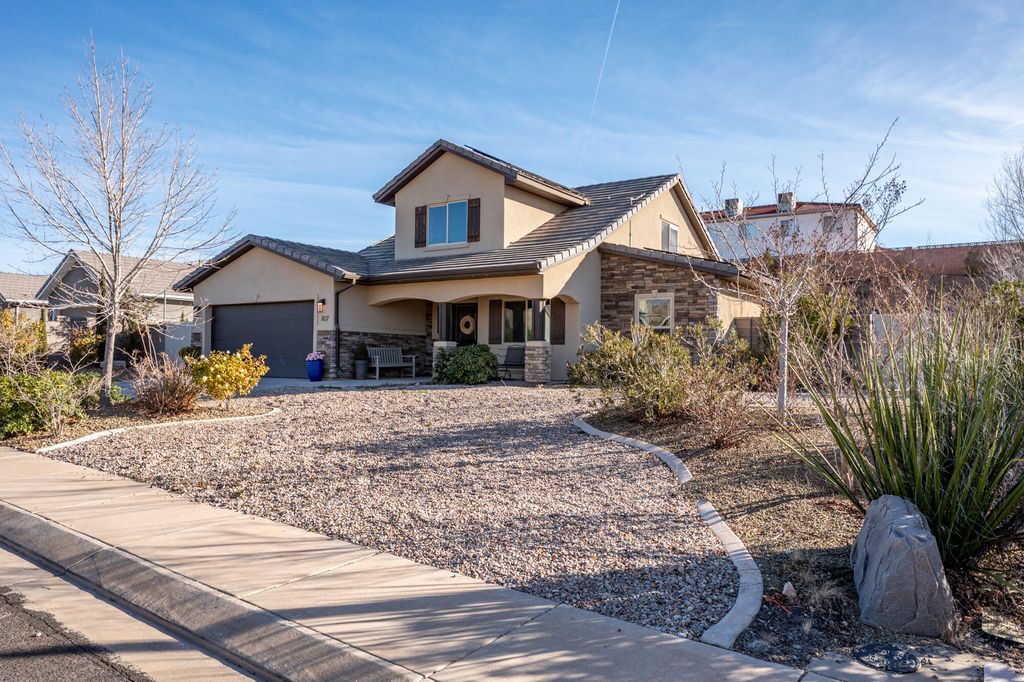 Photo of 807 N 370 W, La Verkin, UT 84745 (MLS # 114595)