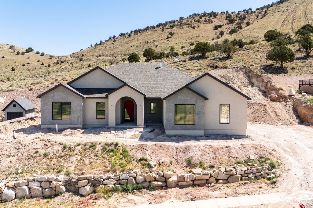 Photo of 1528 N Knoll ST, Cedar City, UT 84721 (MLS # 111968)