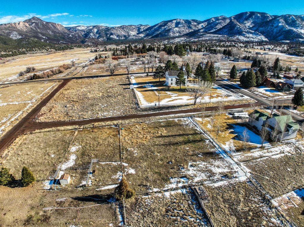 Photo of 61 N 100 W, Pine Valley, UT 84781 (MLS # 114411)