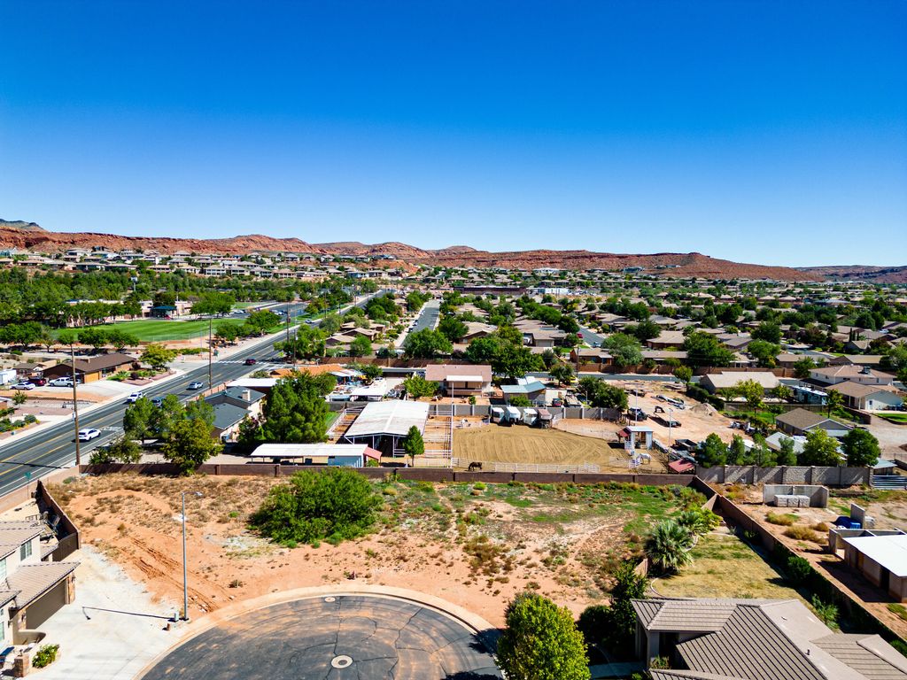 Photo of 1970 Cir CIR #LOT 4, Saint George, UT 84770 (MLS # 113179)