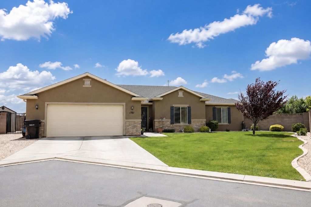 Photo of 1761 N Willow LN, Cedar City, UT 84721 (MLS # 116574)