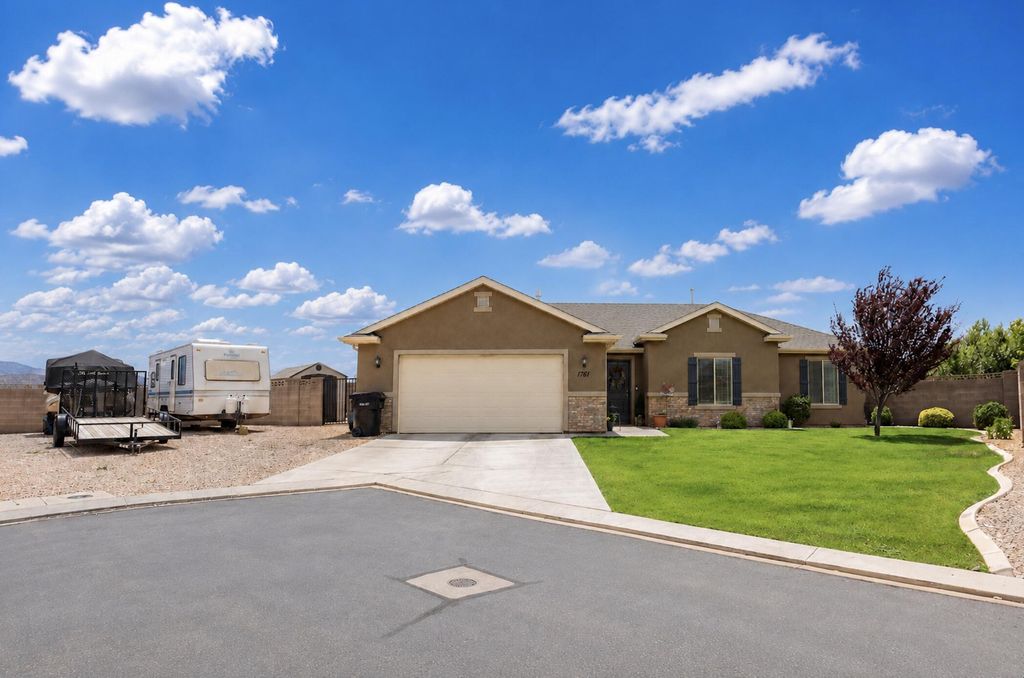 Photo of 1761 N Willow LN, Cedar City, UT 84721 (MLS # 116574)