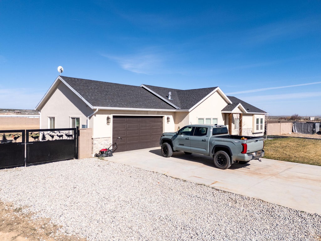 Photo of 5863 N 3425 W, Cedar City, UT 84721 (MLS # 117804)