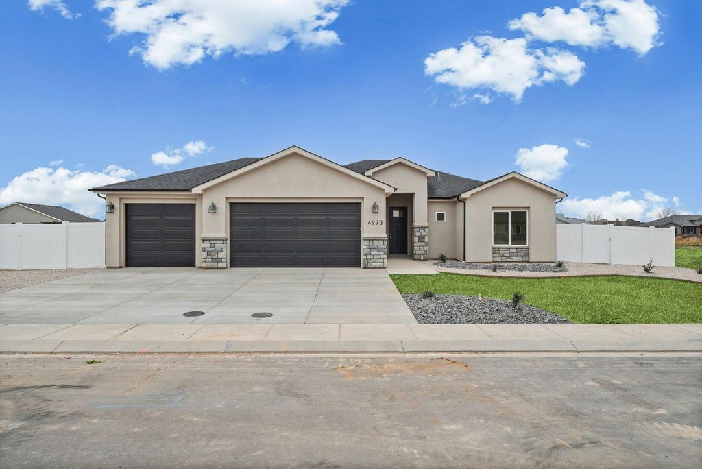 Photo of 4973 N Remington RD, Enoch, UT 84721 (MLS # 113362)