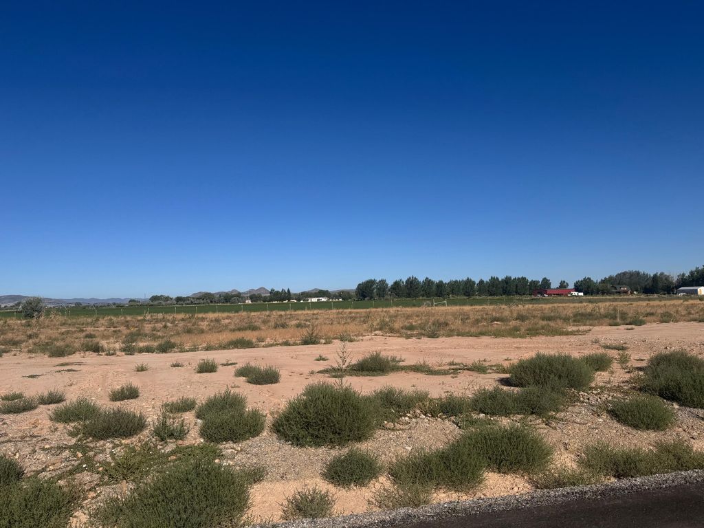Photo of 21 E Aspen Acres Subdivision CIR, Enoch, UT 84721 (MLS # 112666)