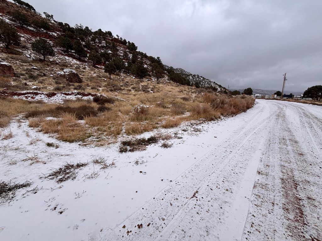 Photo of 1462 N Foothill DR, Paragonah, UT 84760 (MLS # 113997)