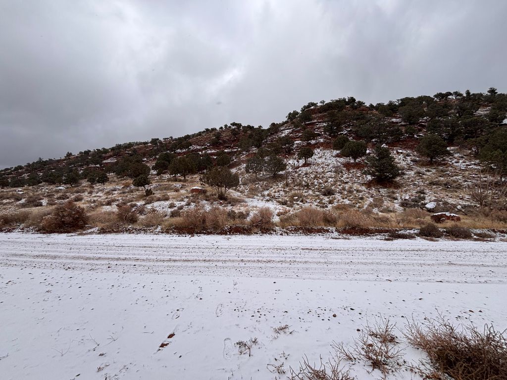 Photo of 1462 N Foothill DR, Paragonah, UT 84760 (MLS # 113997)