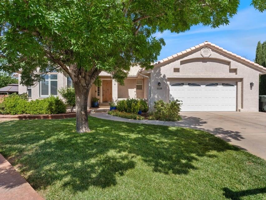 Photo of 1110 E Sherman CIR, Saint George, UT 84790 (MLS # 116765)