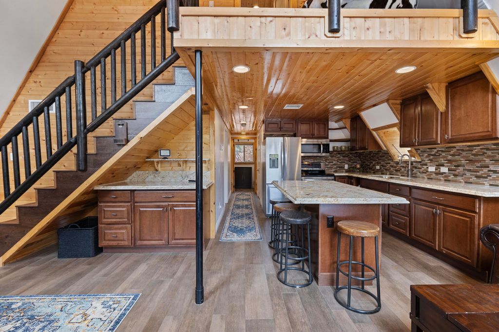Photo of 455 Whispering Pines DR, Duck Creek Village, UT 84762 (MLS # 112488)