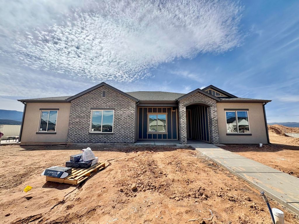Photo of 4613 W 150 N #Lot 204, Cedar City, UT 84720 (MLS # 114714)