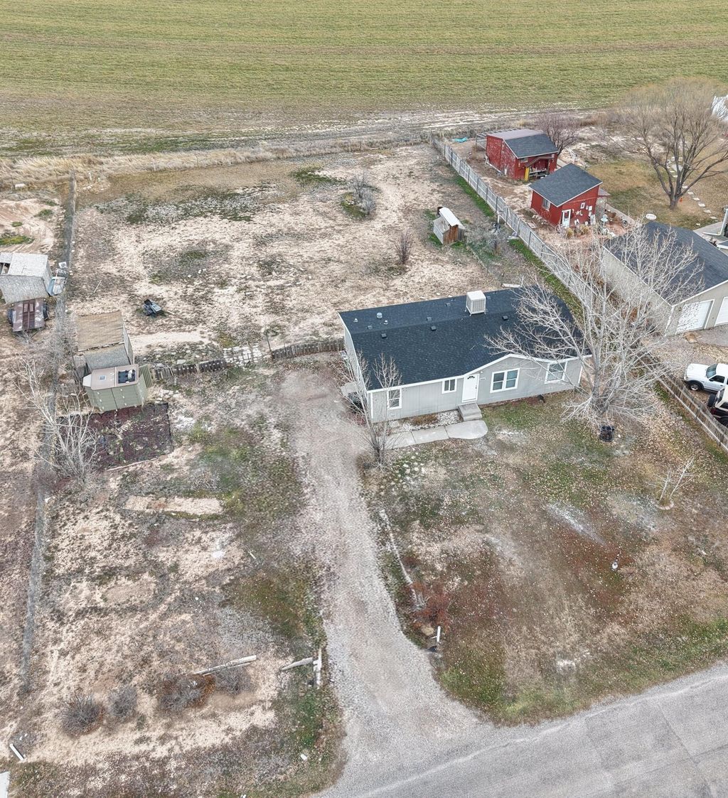 Photo of 4302 N Quarterhorse DR, Cedar City, UT 84721 (MLS # 114185)