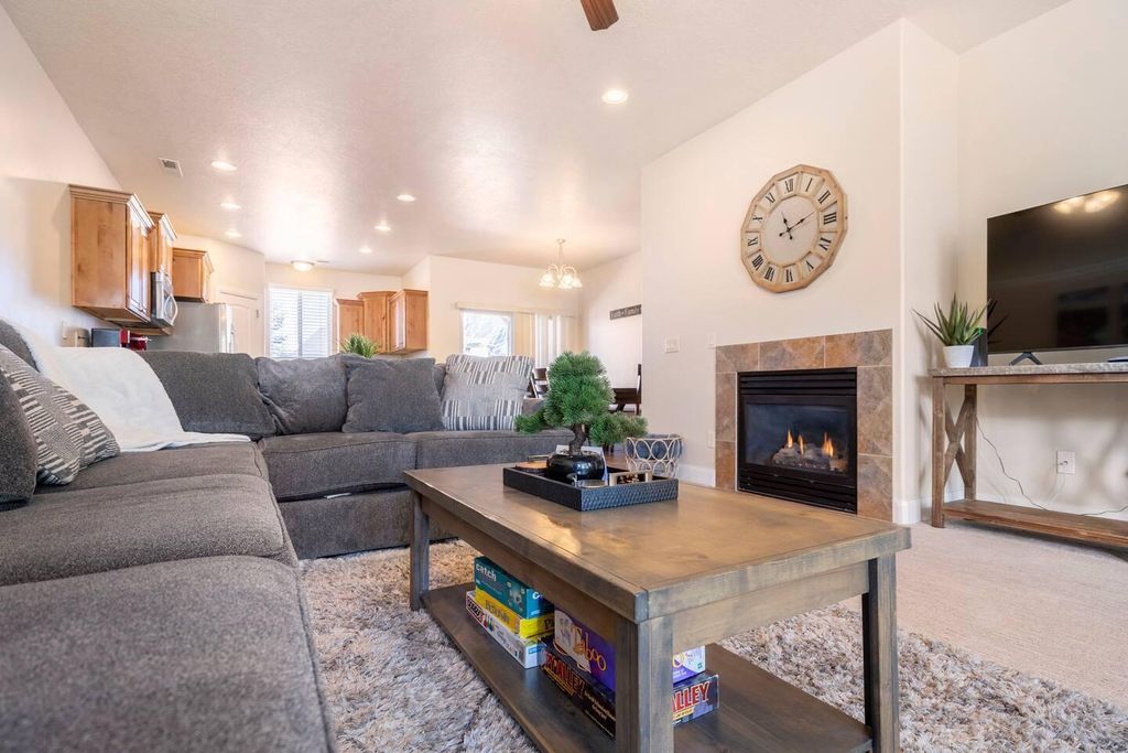 Photo of 1598 S 1400 W DR W, Cedar City, UT 84720 (MLS # 114739)