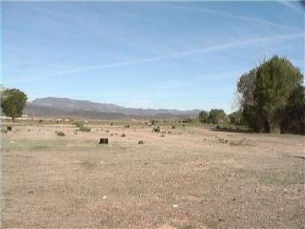 Photo of 15 S Interchange, Beaver, UT 84713 (MLS # 112477)