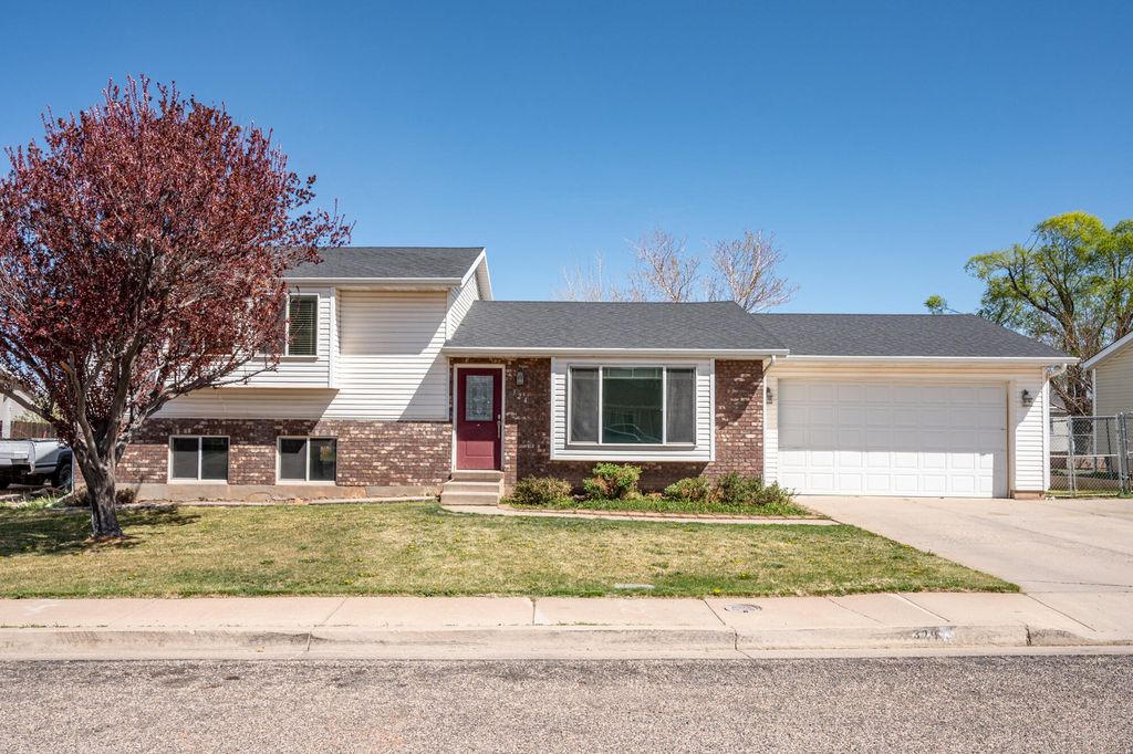 Photo of 324 W 1650 N, Cedar City, UT 84721 (MLS # 112928)