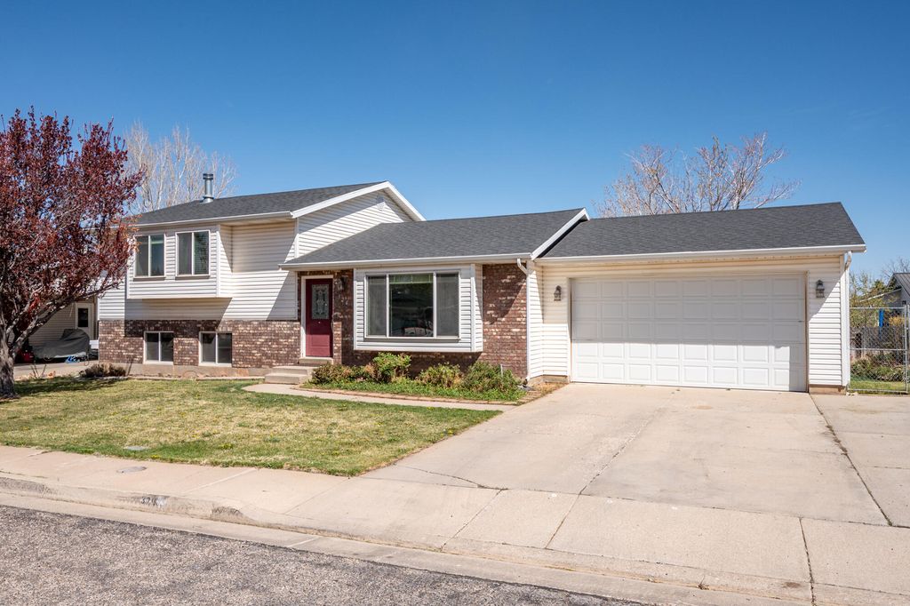 Photo of 324 W 1650 N, Cedar City, UT 84721 (MLS # 112928)