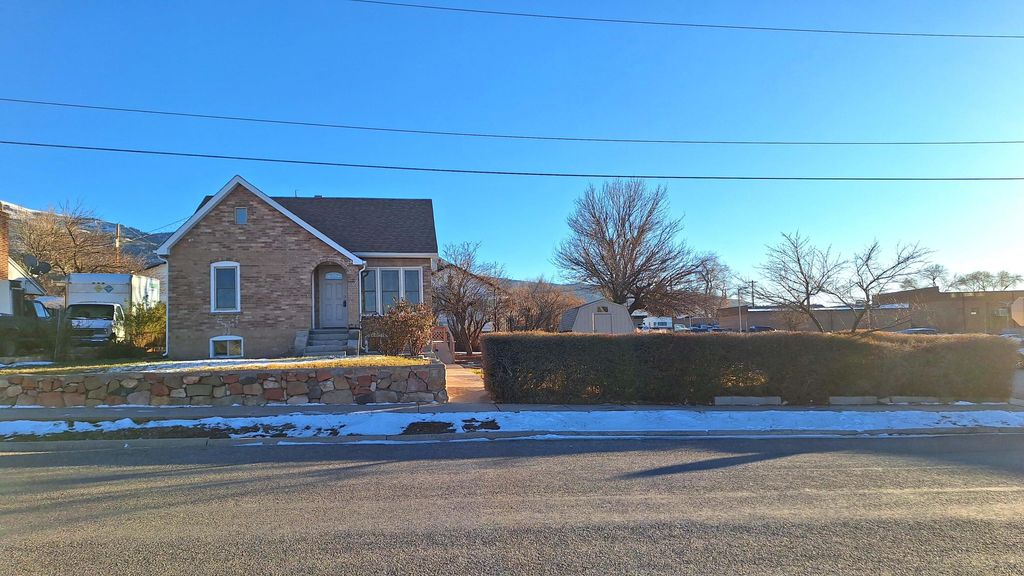 Photo of 102 E 400 S, Cedar City, UT 84720 (MLS # 114559)