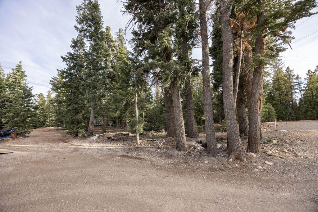Photo of 390 E Quaking Aspen DR, Duck Creek Village, UT 84762 (MLS # 111349)