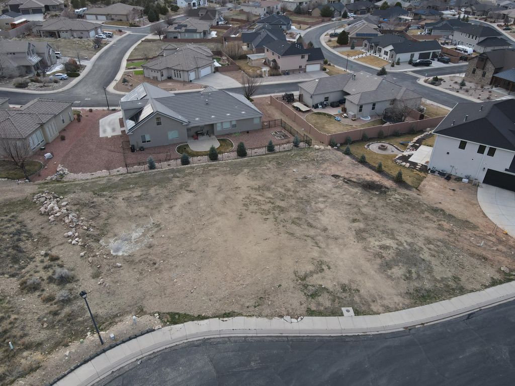 Photo of 1927 N Mahogany CIR, Cedar City, UT 84721 (MLS # 115089)