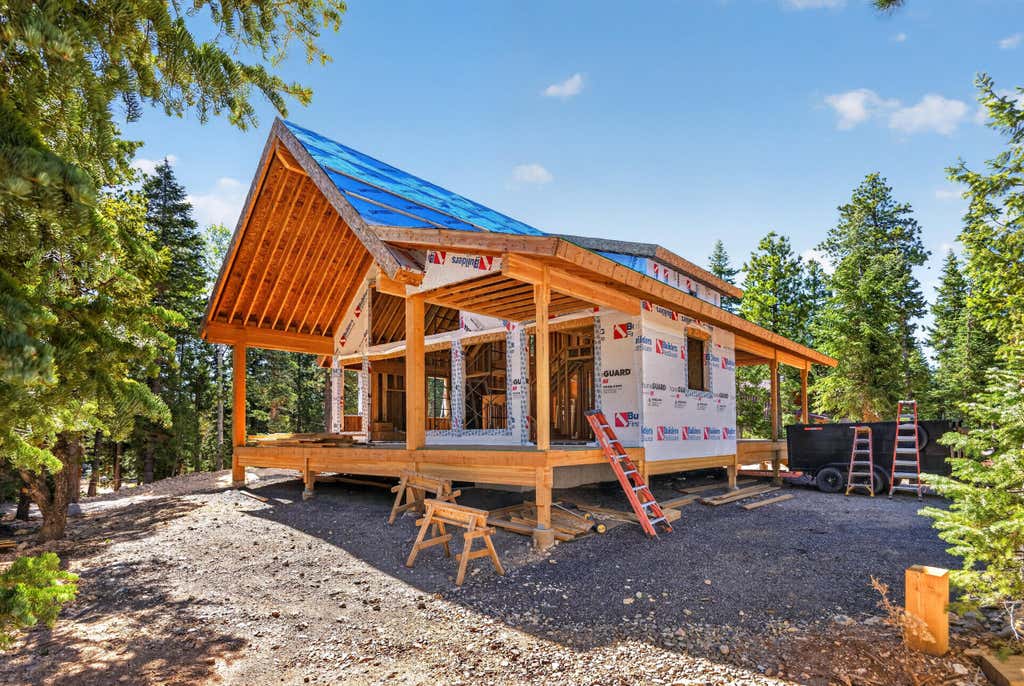 Photo of 3180 Aspen RD, Duck Creek Village, UT 84762 (MLS # 117463)