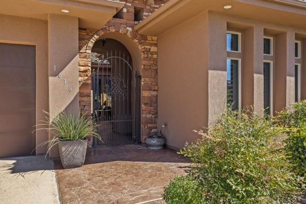 Photo of 1618 N 775 W, Washington, UT 84780 (MLS # 111490)